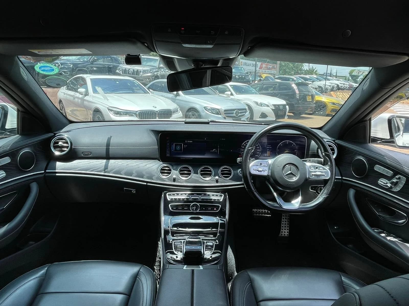 2019 MERCEDES BENZ E220d thumbnail 10