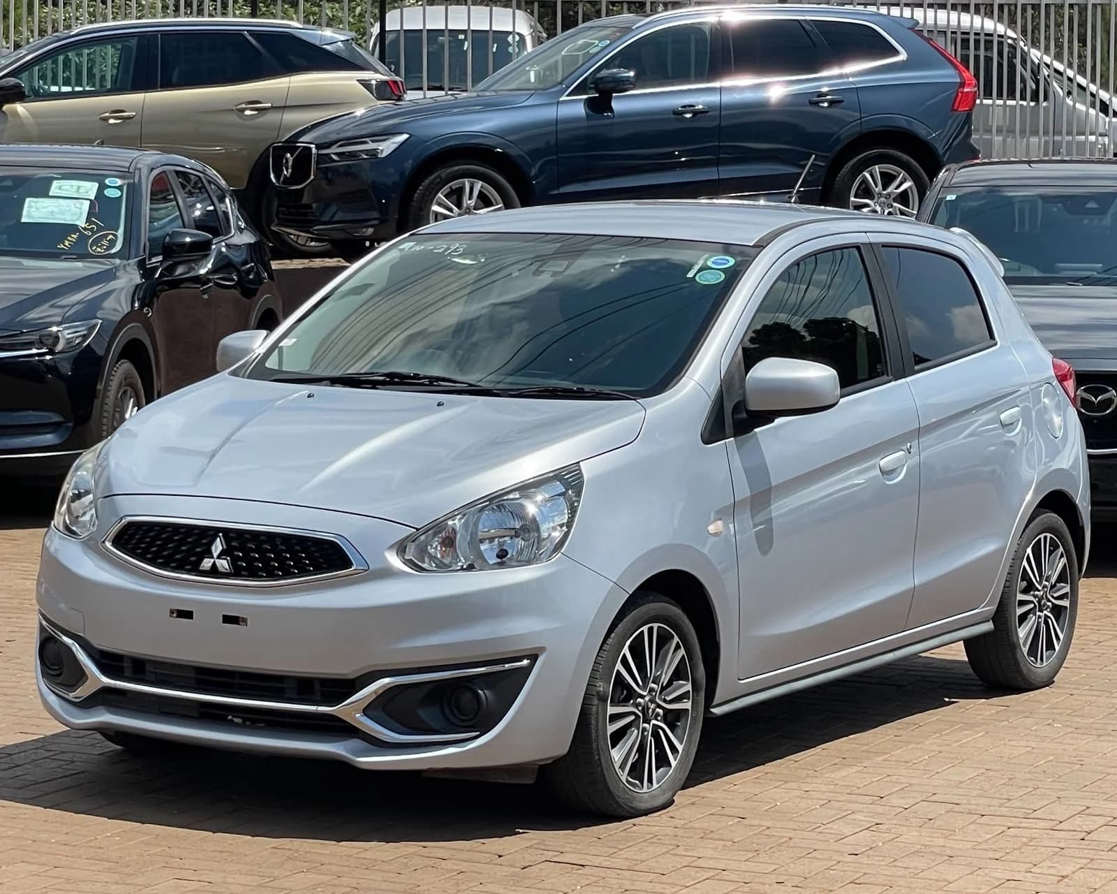 2018 MITSUBISHI MIRAGE thumbnail 3